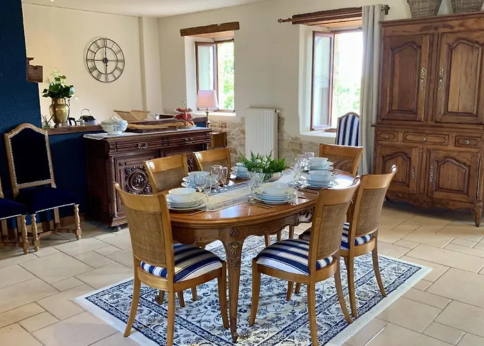 Holiday home Haras Du Ry